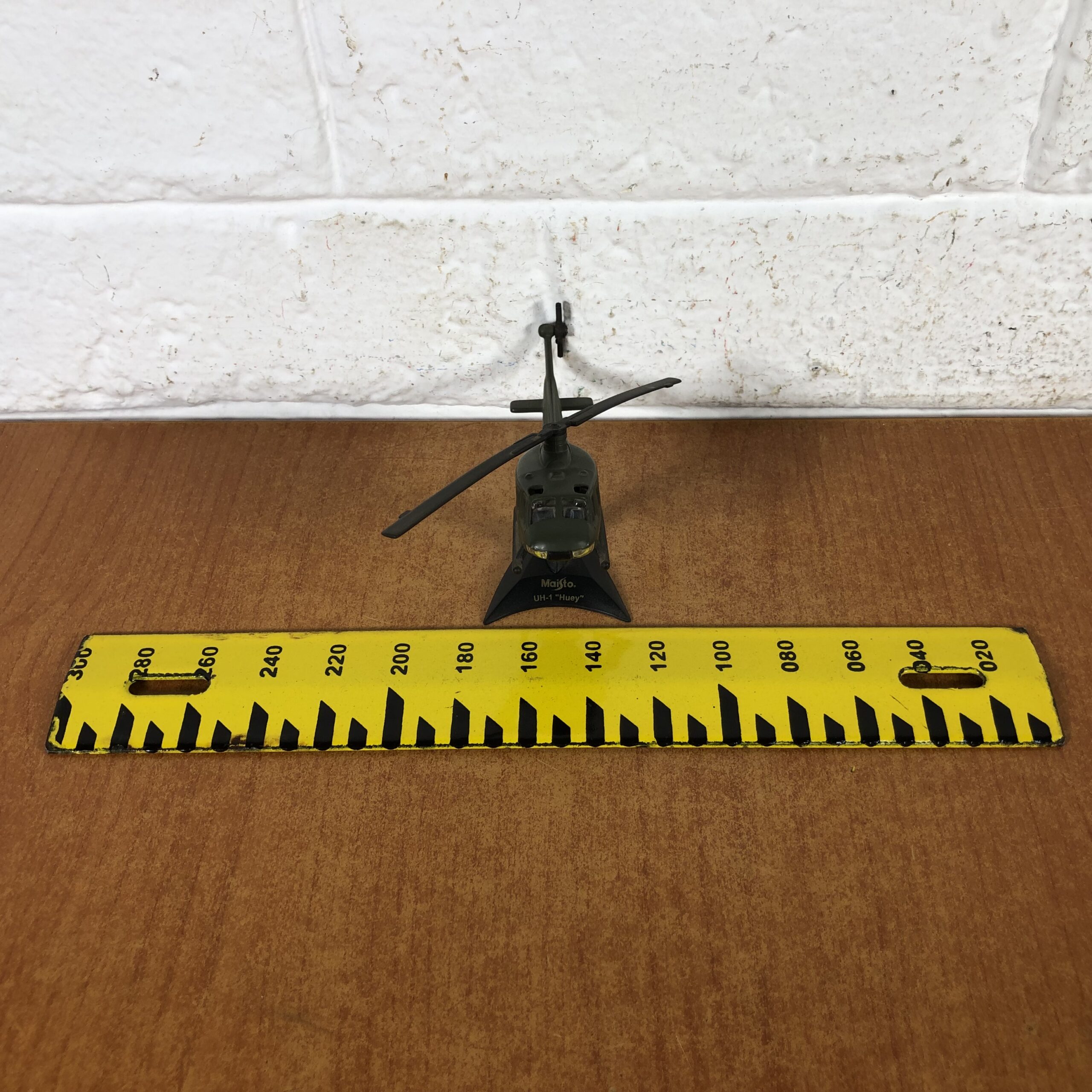 Bell UH-1 Iroquois "Huey" Helicopter Model - Image 8