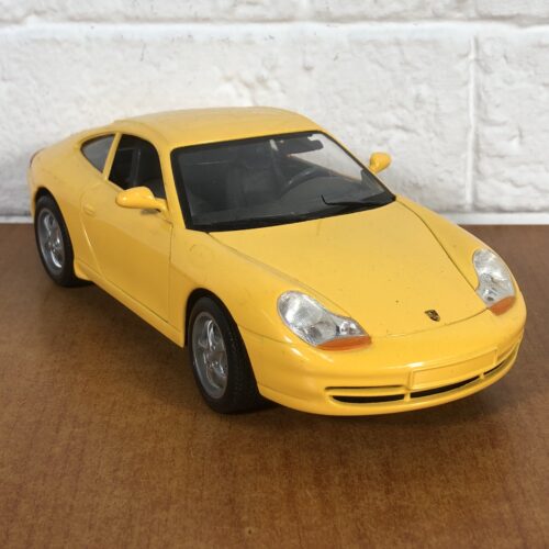 Porsche 911 Carrera 996 (1:18)