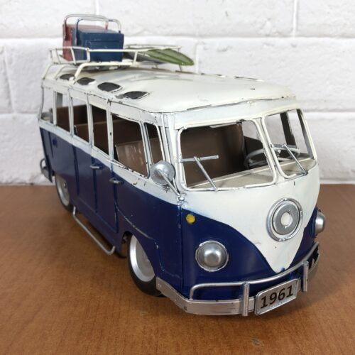 Vintage Style Metal Kombi Model