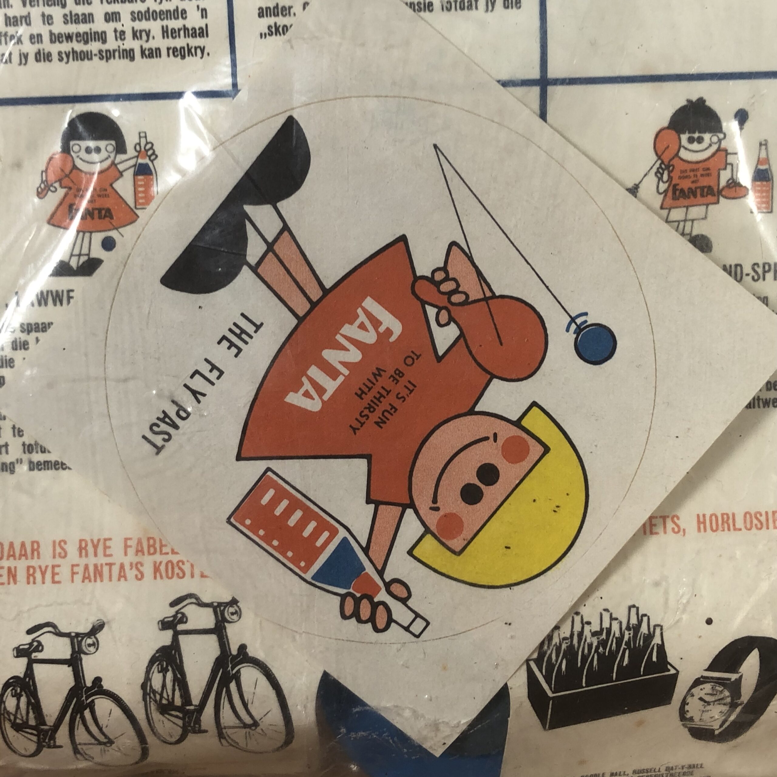 Vintage Fanta Ding-Bat in Original Packaging - Image 8