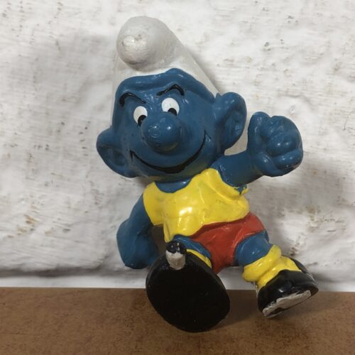 Peyo Soccer Smurf Figurine (Made in West Germany)
