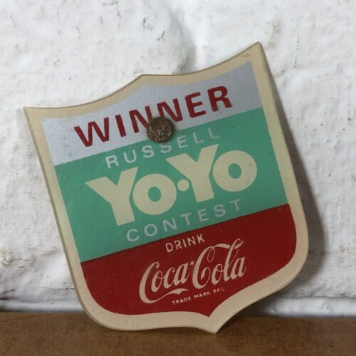 RARE Vintage 1970s/80s Coca Cola Russell Yo-Yo Contest Winner Badge