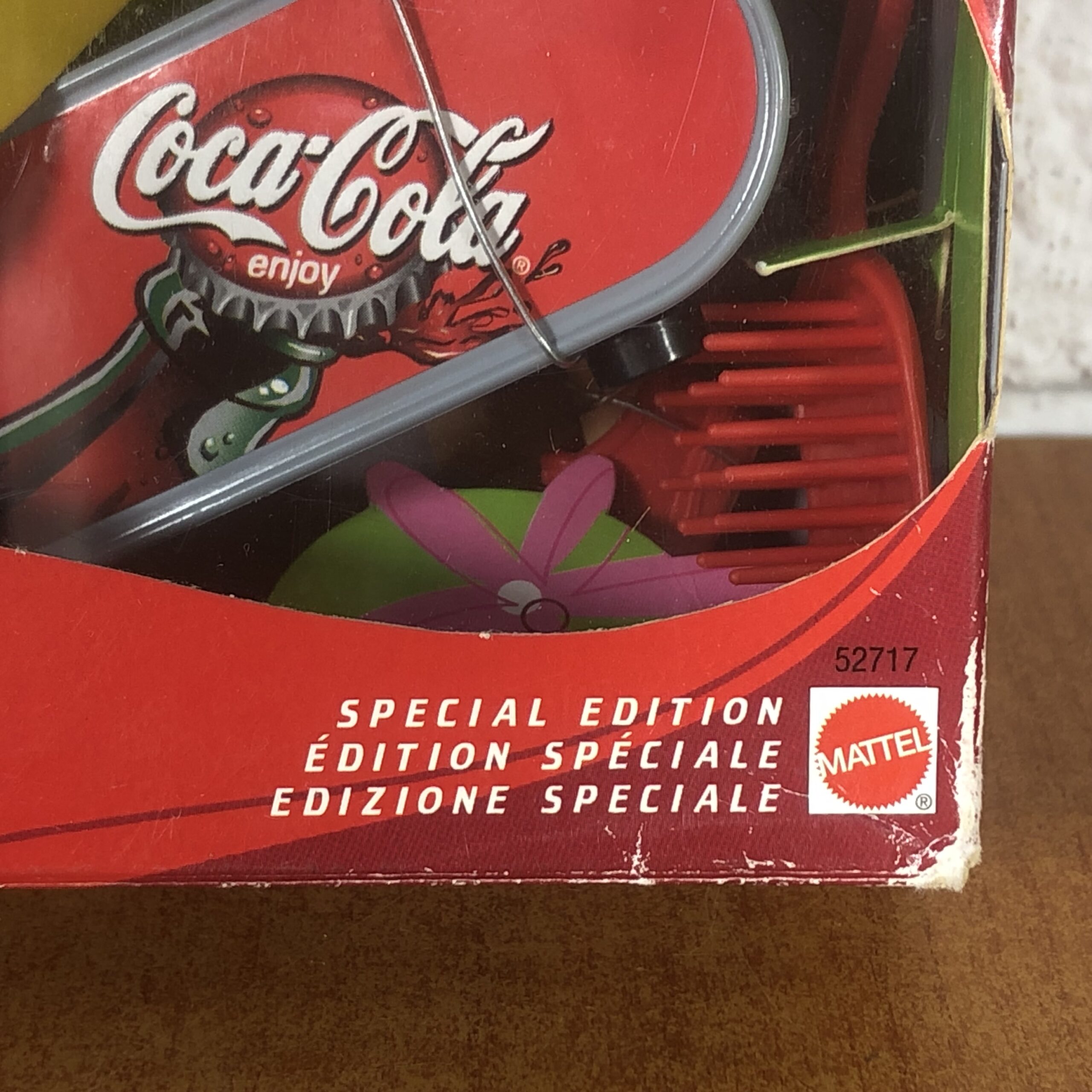 2001 Coca Cola Special Edition Skateboard Barbie Doll in Original Packaging (Made in Indonesia) - Image 9