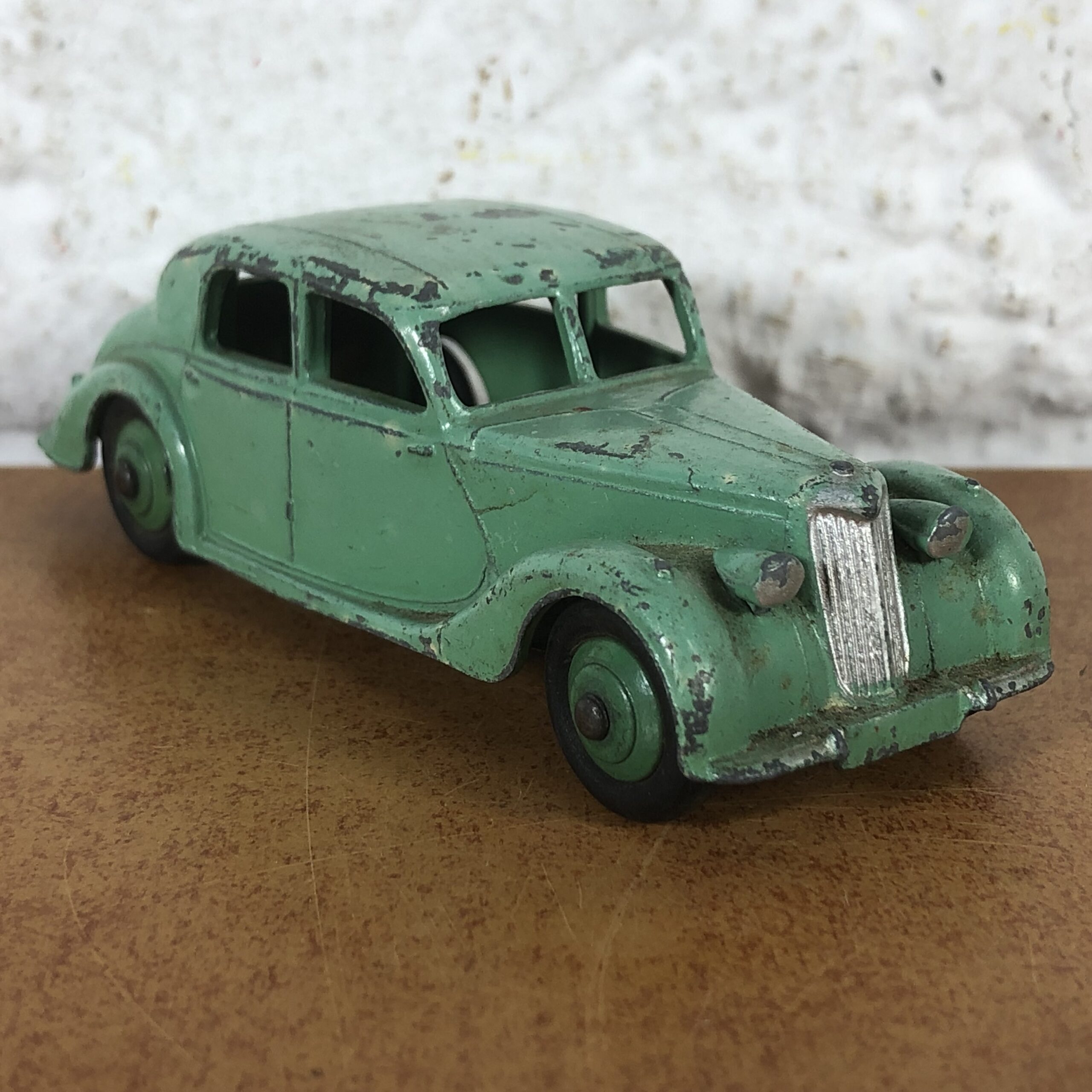Dinky Toys ~ Riley (Made in England)