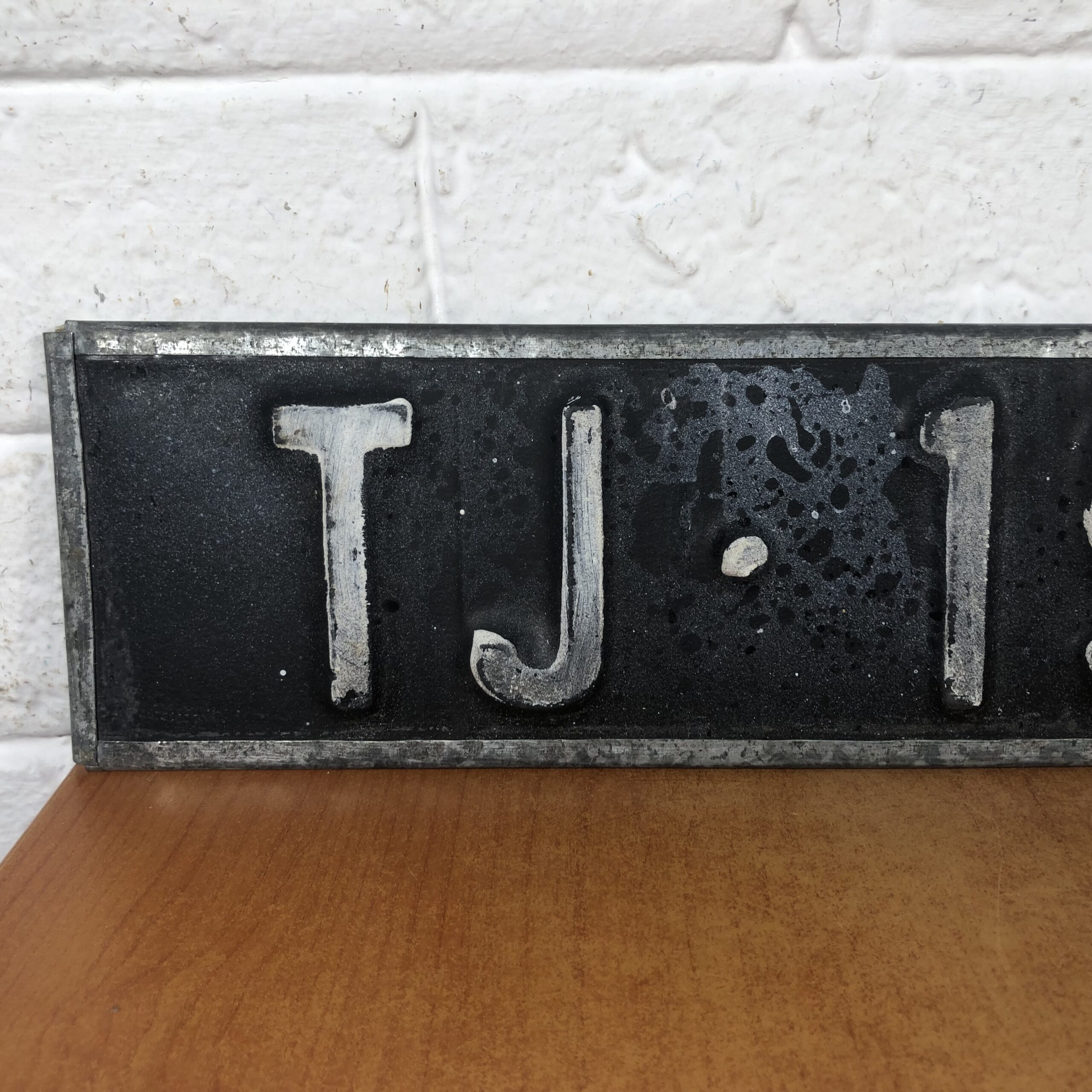 Pair of Vintage Number Plates - Image 2