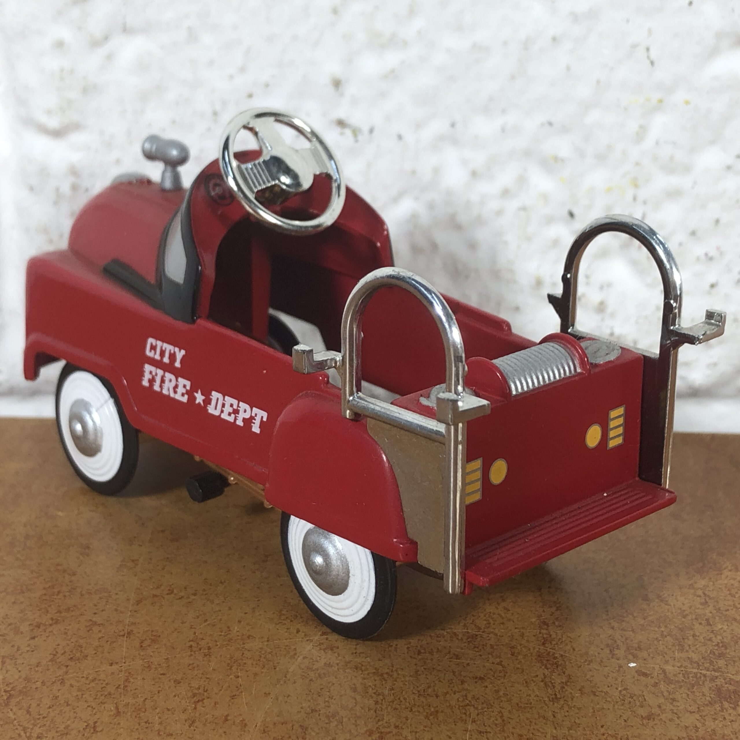 Fire Truck & Taxi Cab Pedal Car Models - Image 5