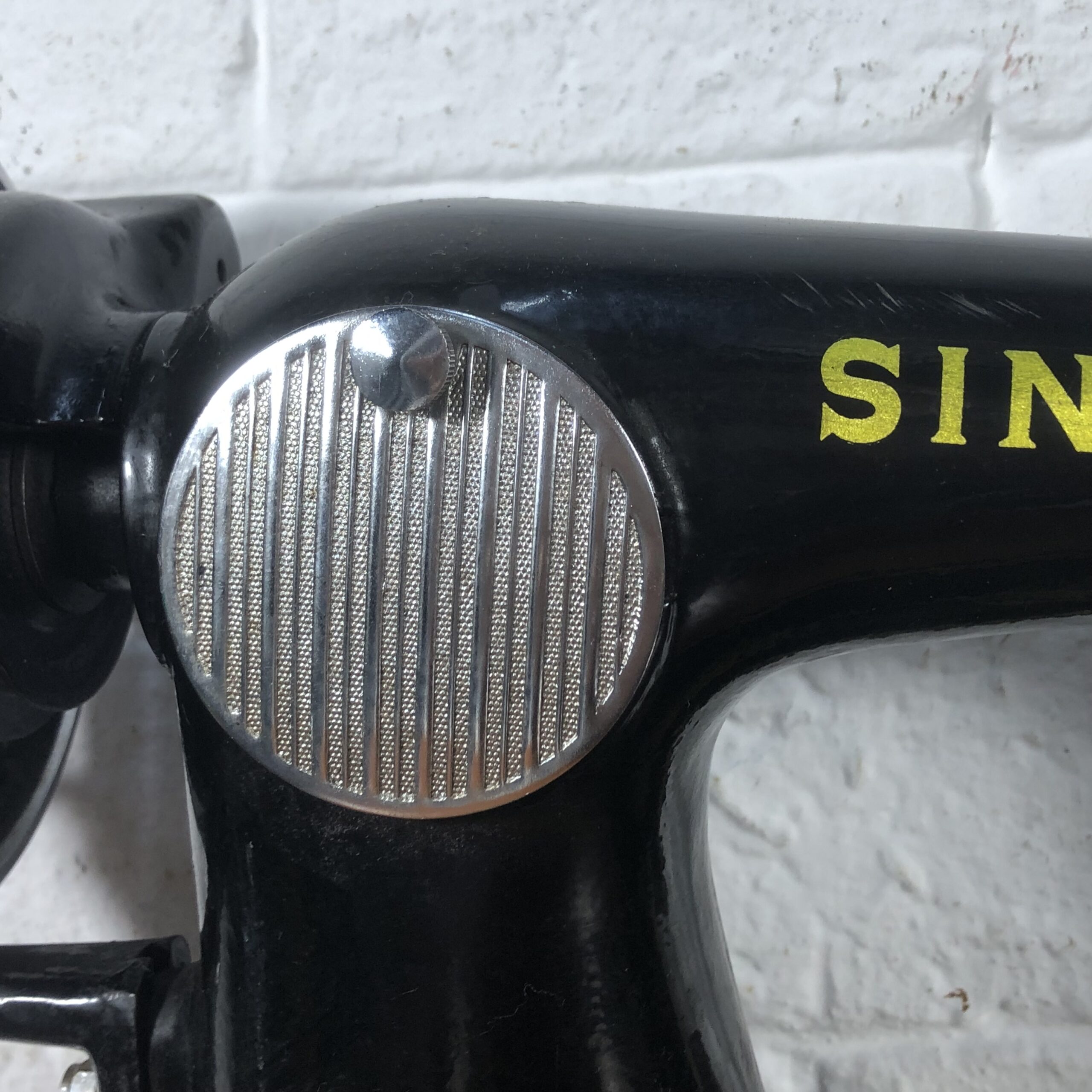 Vintage Singer Sewing Machine - Image 2