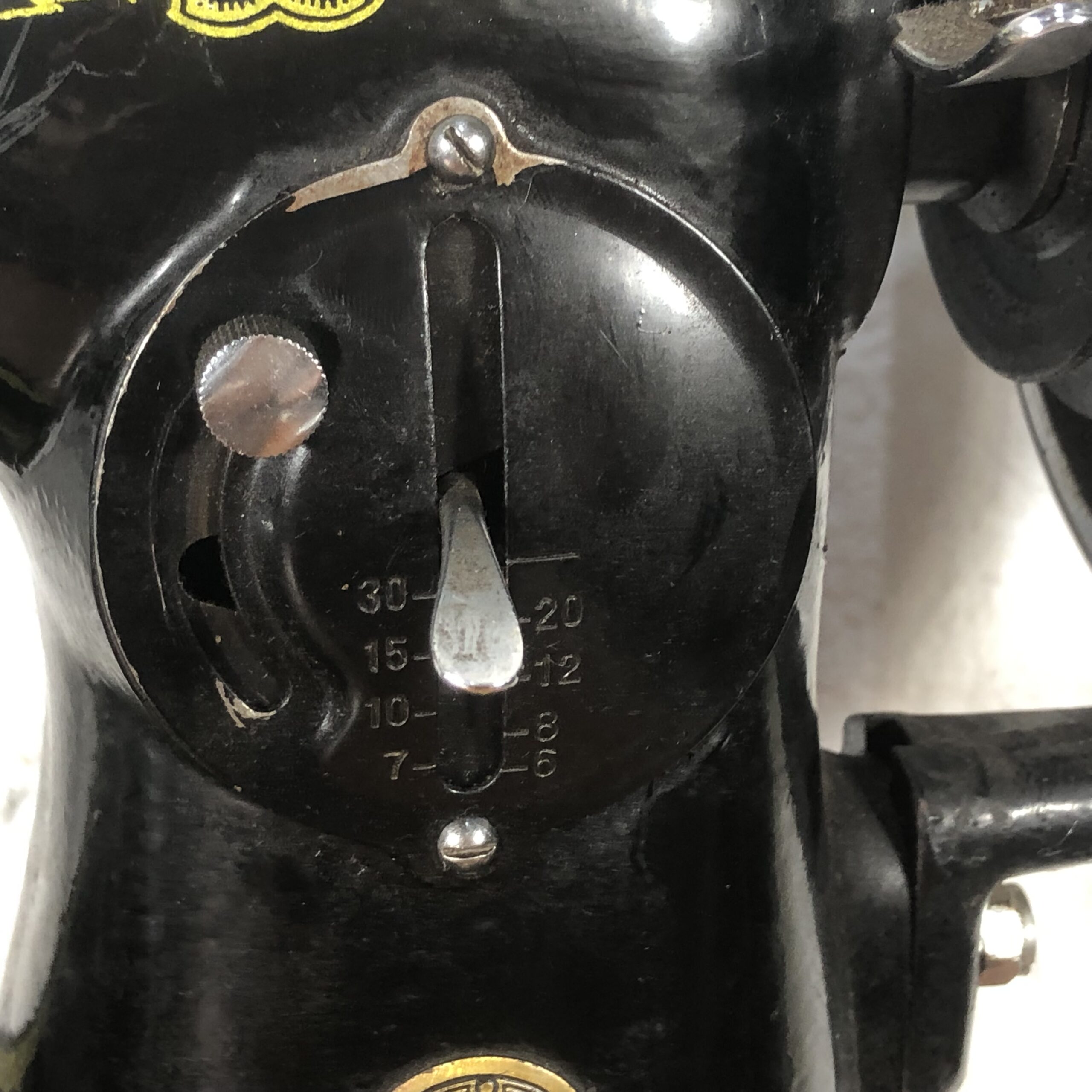 Vintage Singer Sewing Machine - Image 11