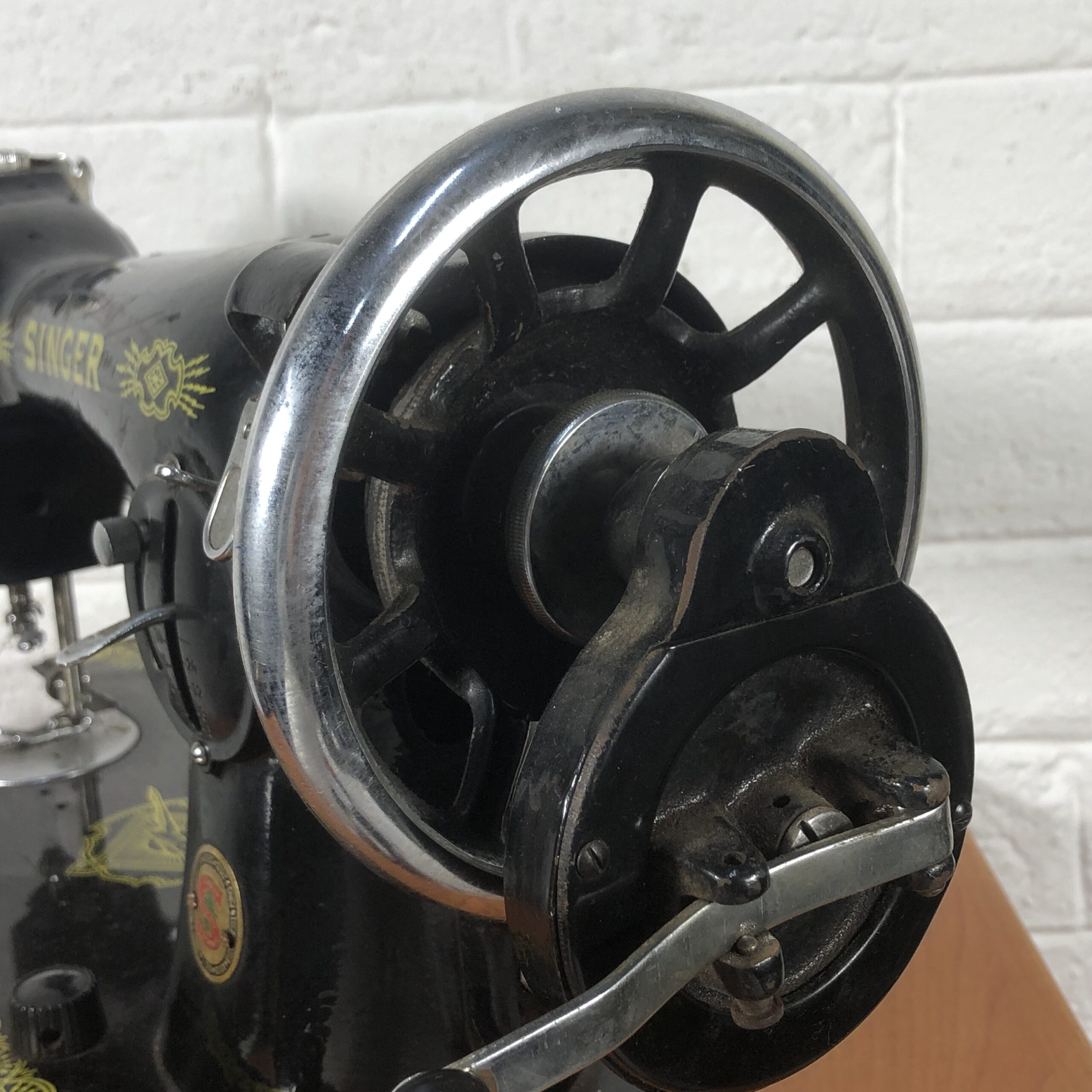 Vintage Singer Sewing Machine - Image 12