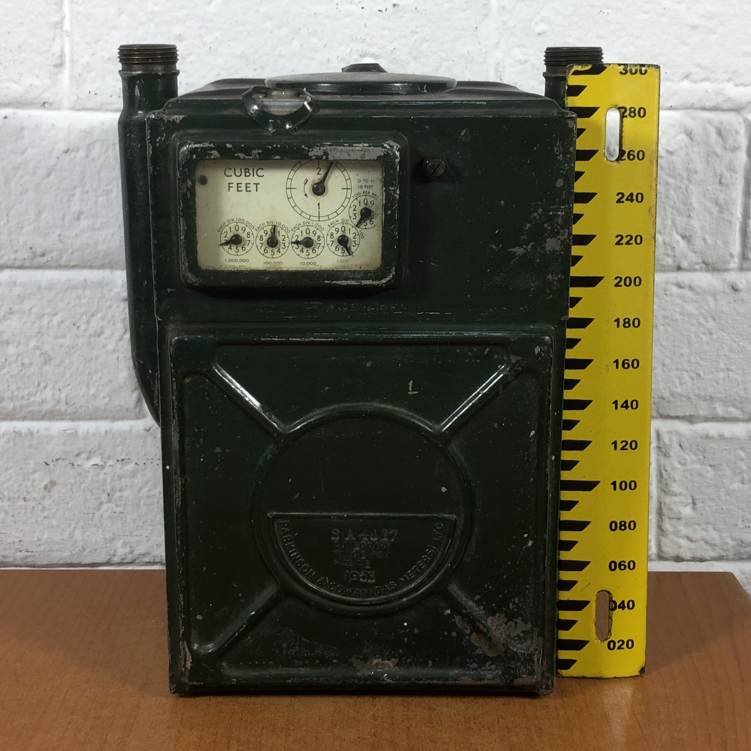 Vintage Gas Meter (Parkinson & Cowan Gas Meters 1953) - Image 8