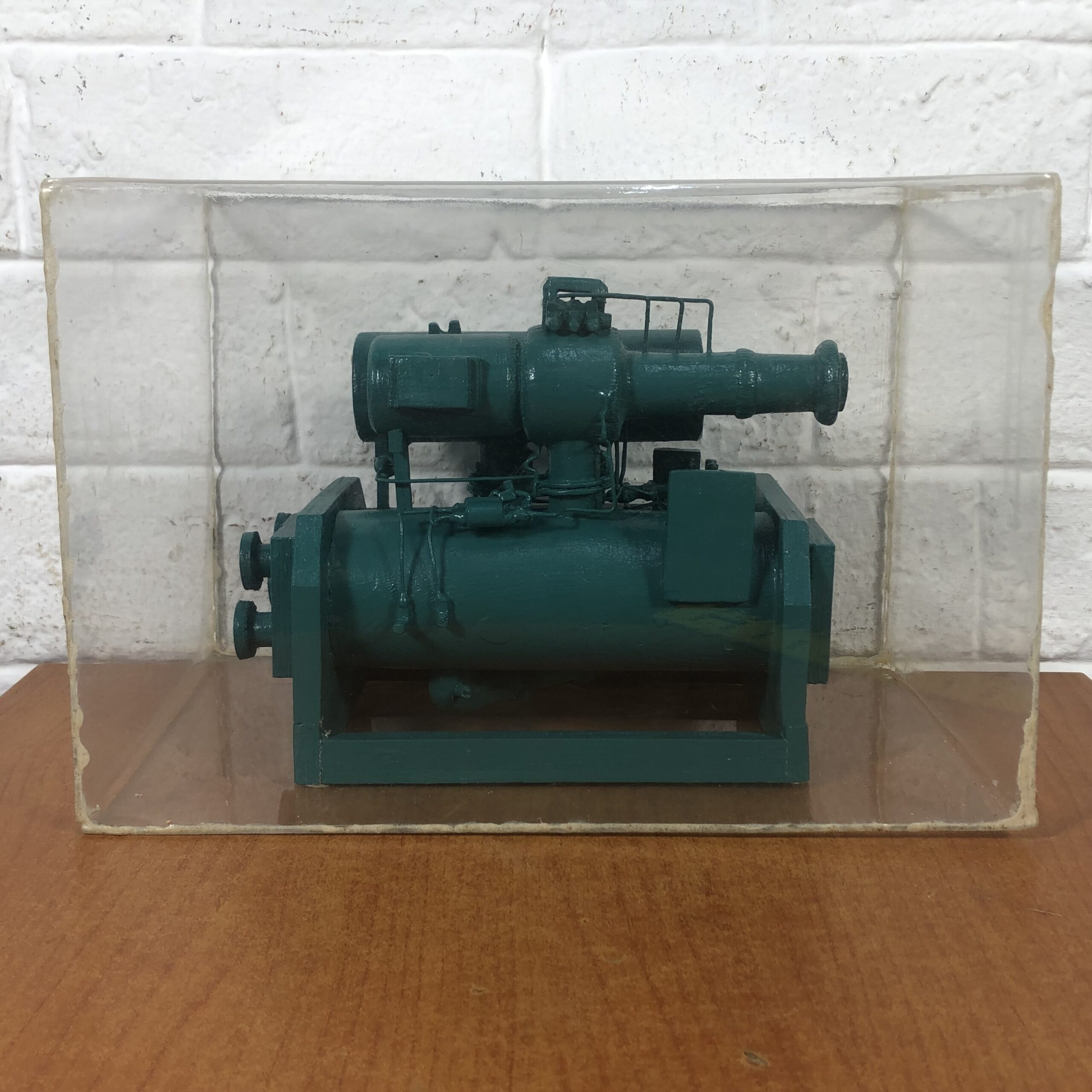 Model of an Industrial Centrifugal Liquid Chiller