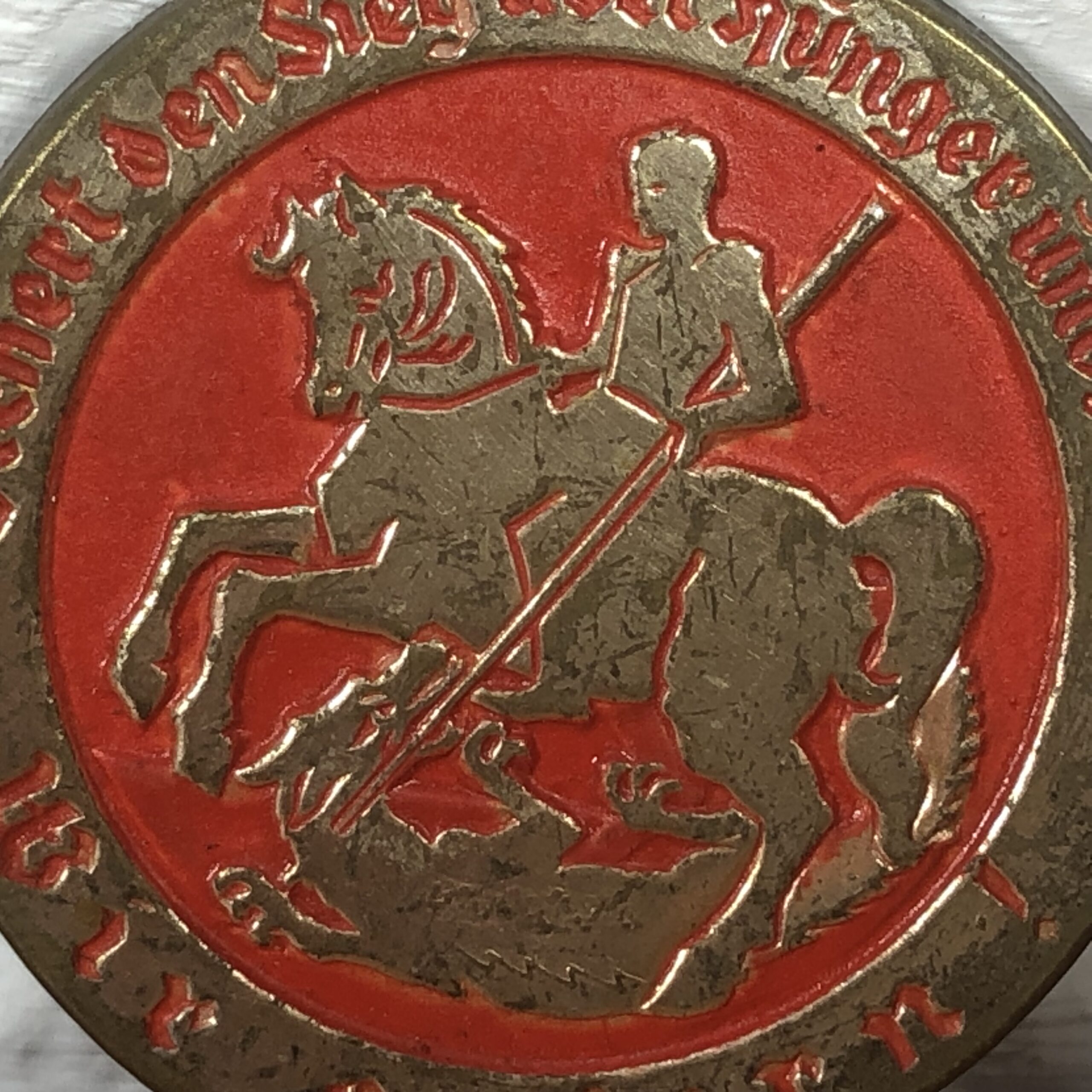 Vintage WW2 Era 1930s German Winterhilfswerk Donation Badge - Image 2