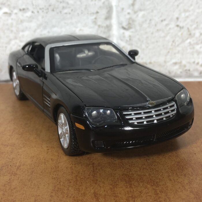 Chrysler Crossfire Coupe (1:24)