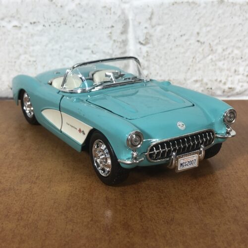 Chevrolet Corvette (1:24)