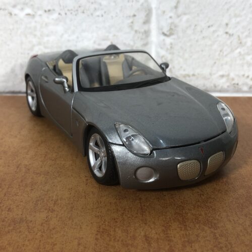 2006 Pontiac Solstice (1:24)