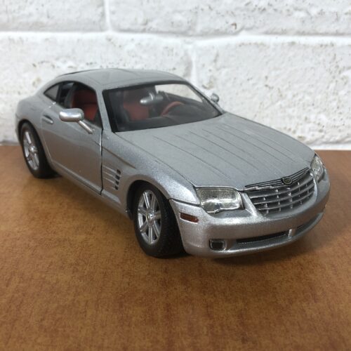 Chrysler Crossfire (1:18)