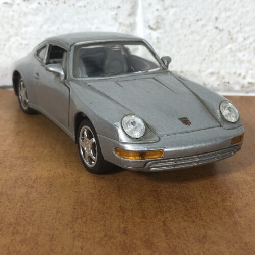 Porsche 911 (1:24)
