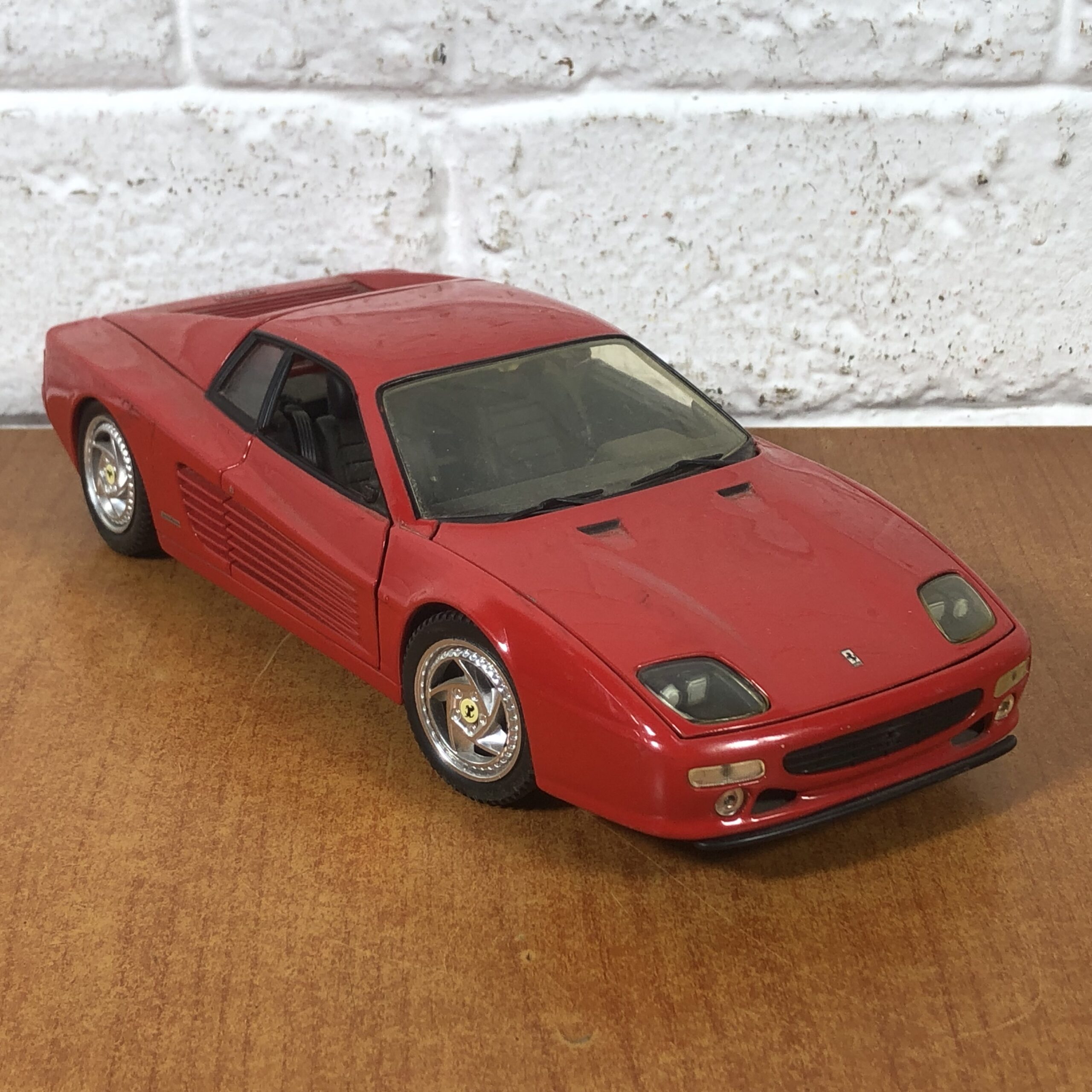 Hotwheels Ferrari Model (1:18)