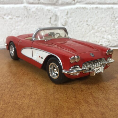 1959 Corvette (1:24)