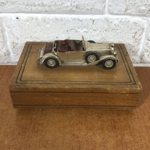 Lesney Matchbox Models of Yesteryear on Wooden Box