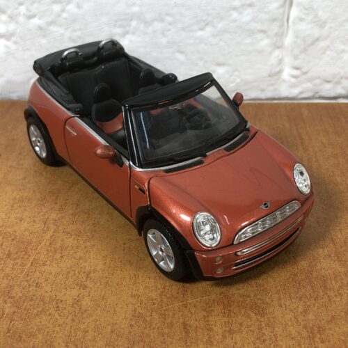 Mini Cooper Cabrio (1:24)
