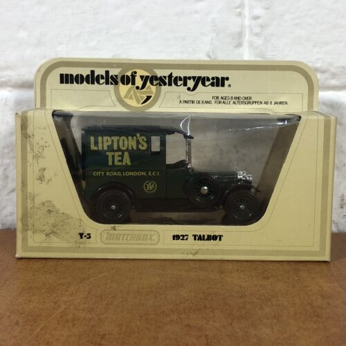 Matchbox Models of Yesteryear Lipton's Tea Delivery Van (Made in England)