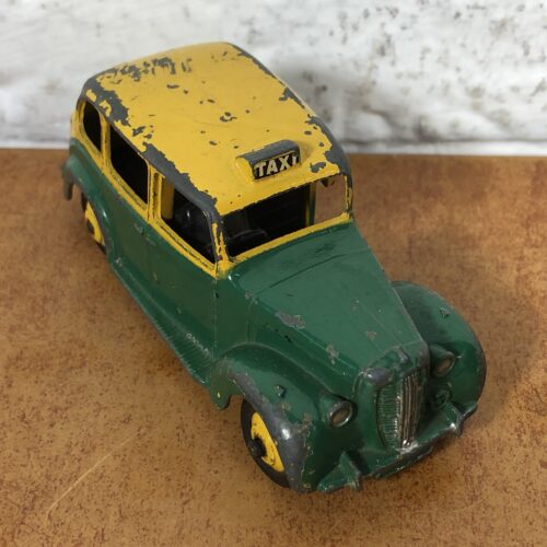 Dinky Toys ~ Austin Taxi (Made in England)
