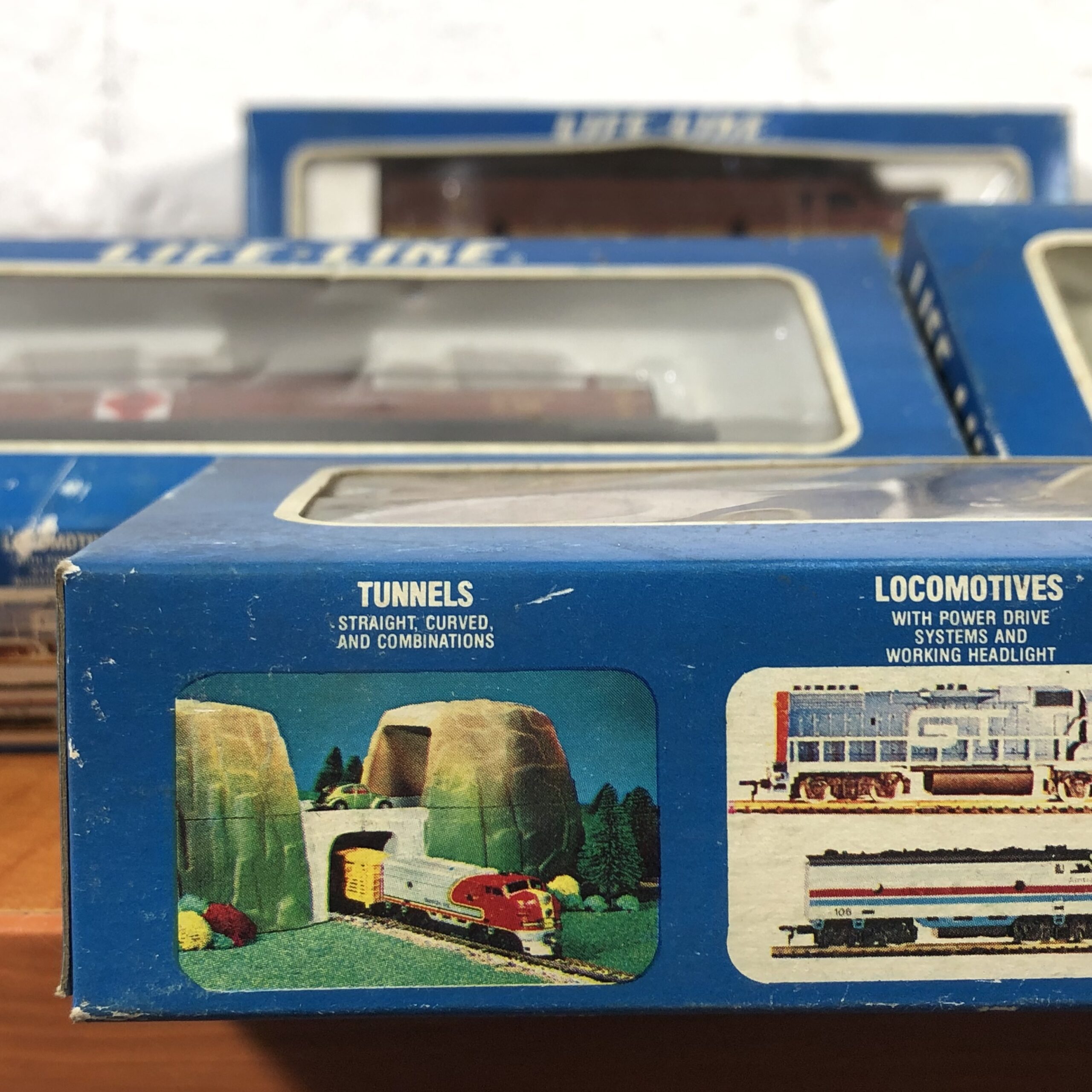 Collection of Vintage Life-Like Model Trains (Made in Hong Kong) - Image 9