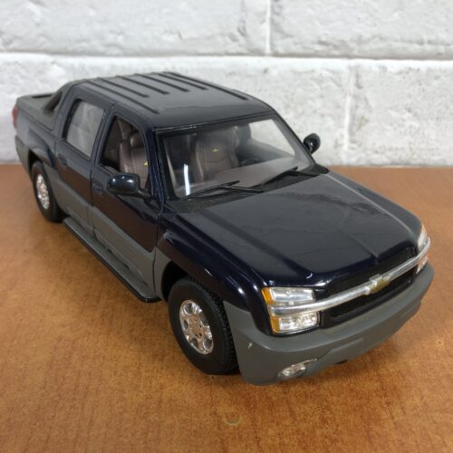 Chevrolet Avalanche (1:18)