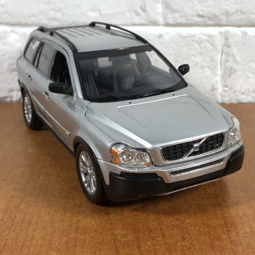 Volvo XC90 (1:18)
