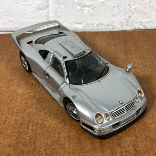Mercedes CLK-GTR (1:26)