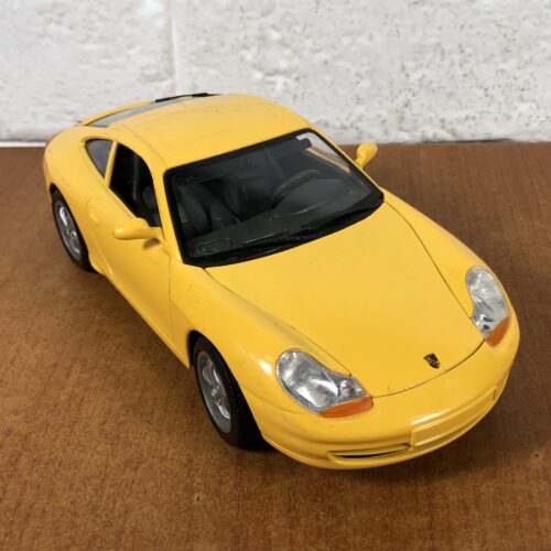 Porsche 911 Carrera 996 (1:18)