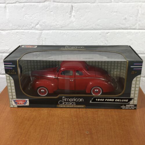 1940 Ford Deluxe (1:18)